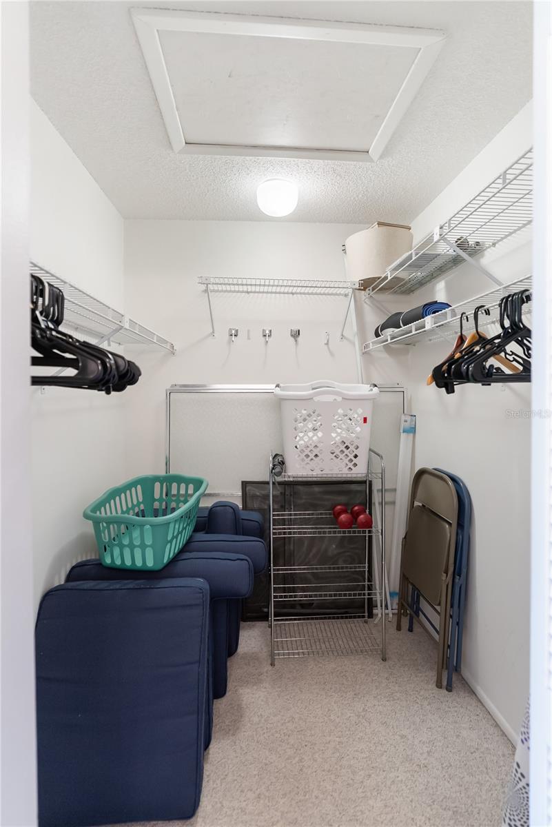 CHARTWELL GREEN - Residential