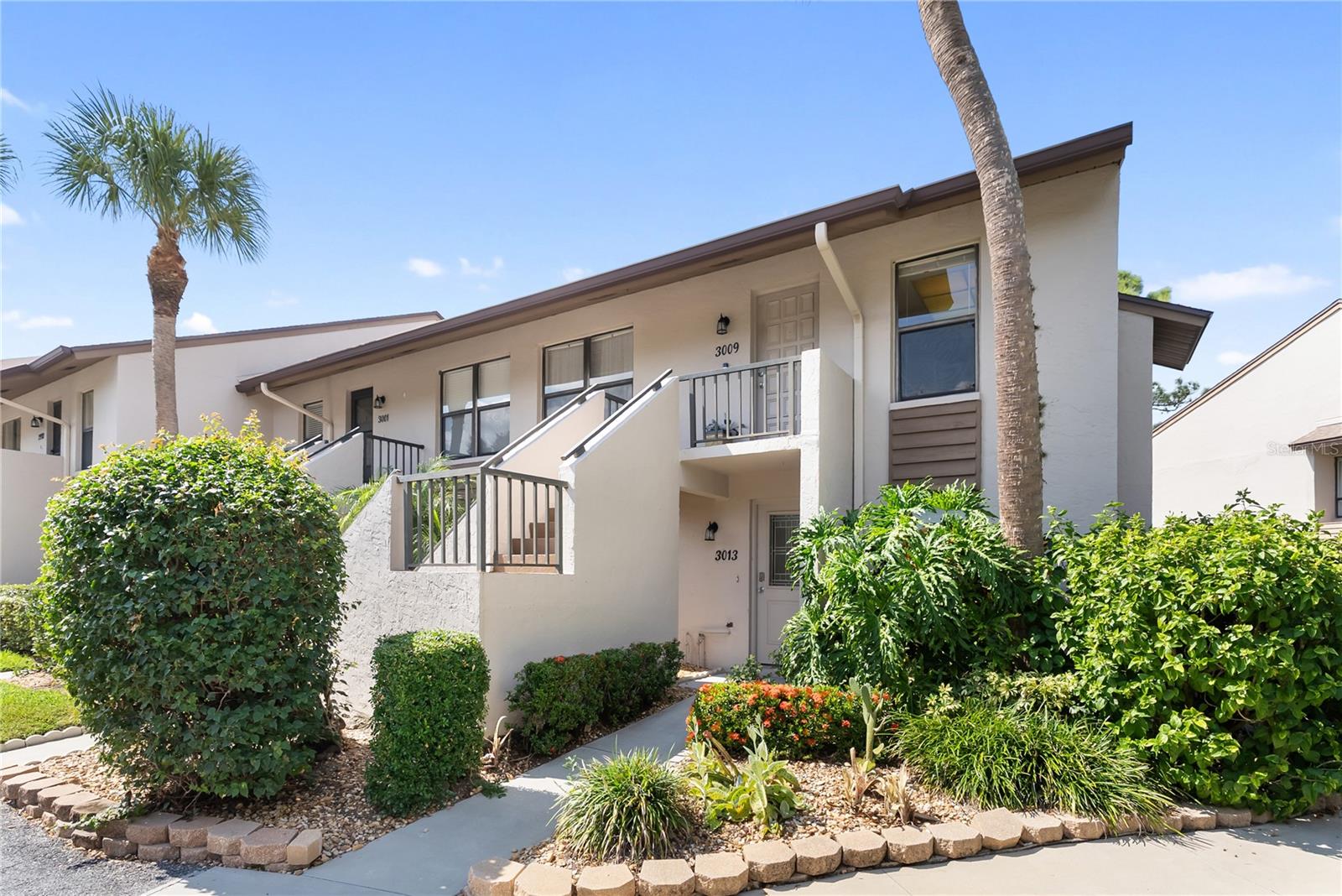 CHARTWELL GREEN - Residential