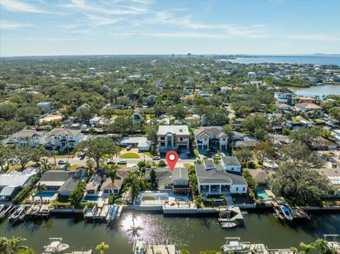 A home in TAMPA