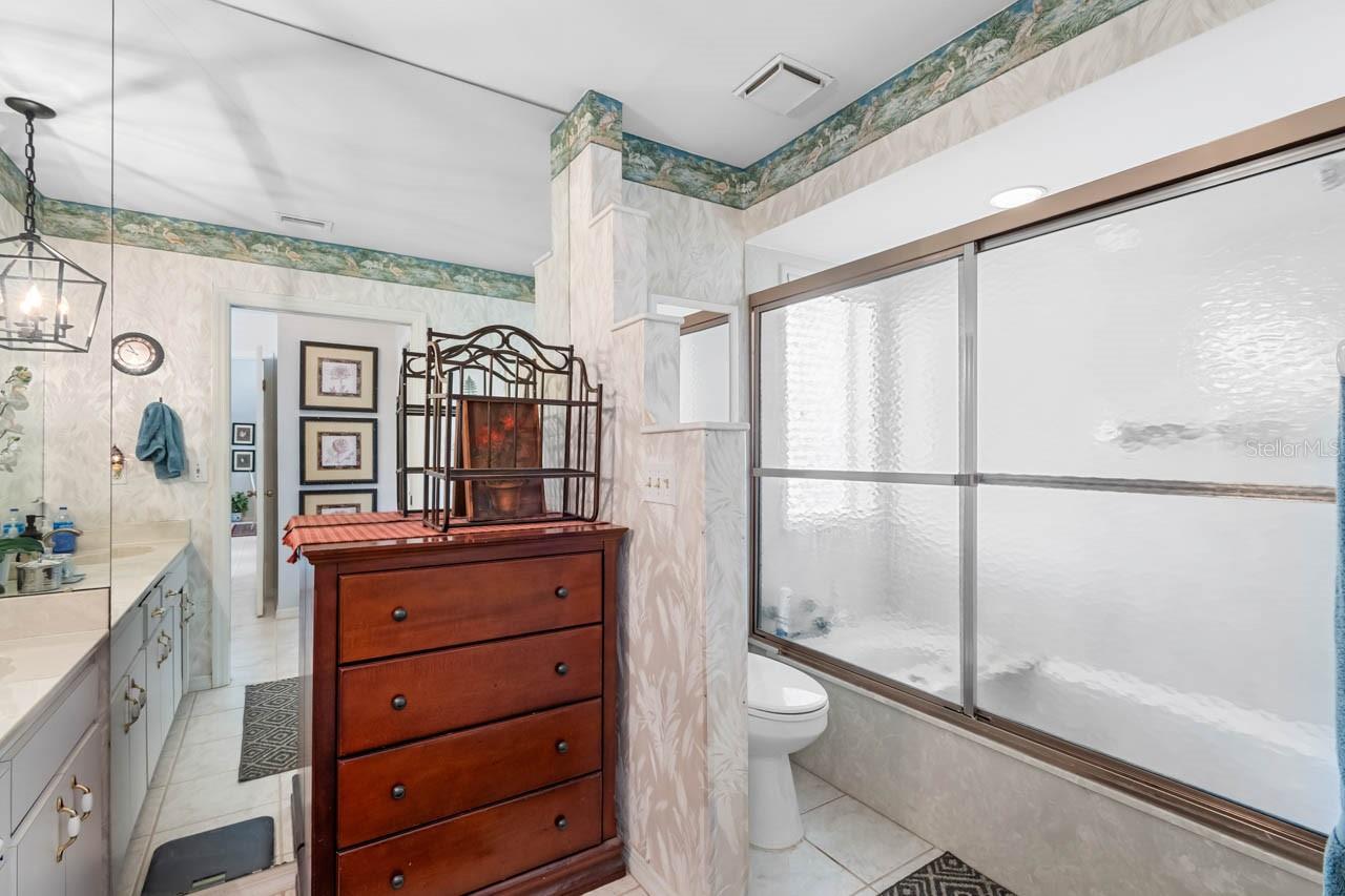 CALOOSA COUNTRY CLUB ESTATES U - Residential