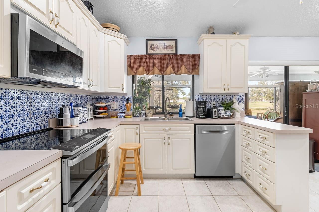 CALOOSA COUNTRY CLUB ESTATES U - Residential