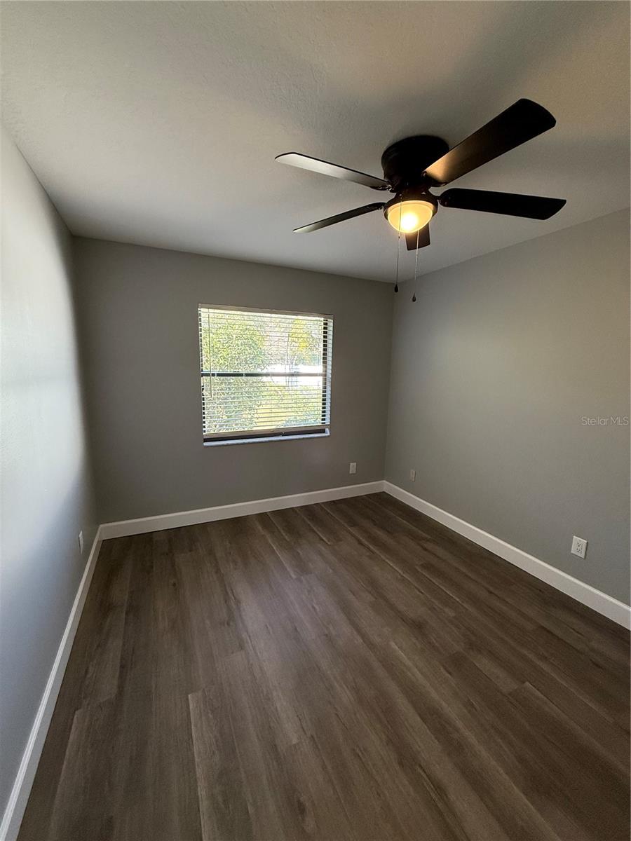 ELOISE WOODS LAKE RING UNIT - Residential