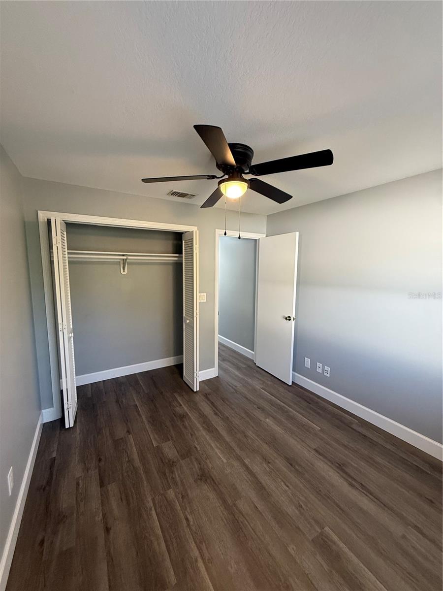 ELOISE WOODS LAKE RING UNIT - Residential