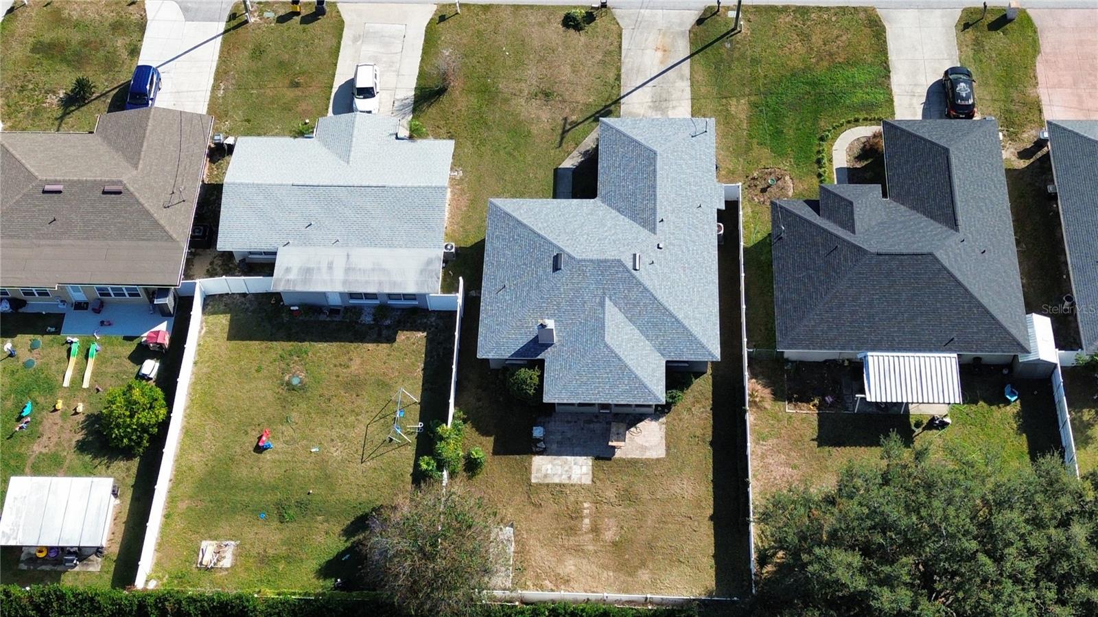 ELOISE WOODS LAKE RING UNIT - Residential