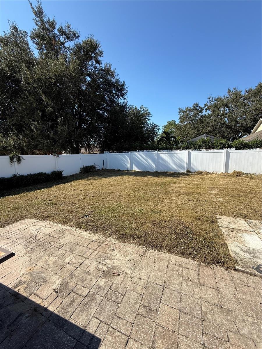 ELOISE WOODS LAKE RING UNIT - Residential