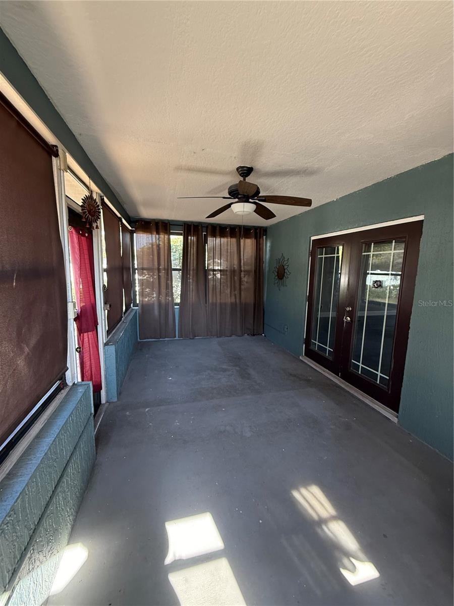 ELOISE WOODS LAKE RING UNIT - Residential