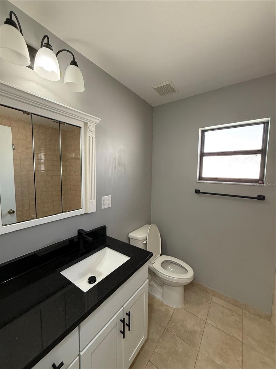 ELOISE WOODS LAKE RING UNIT - Residential