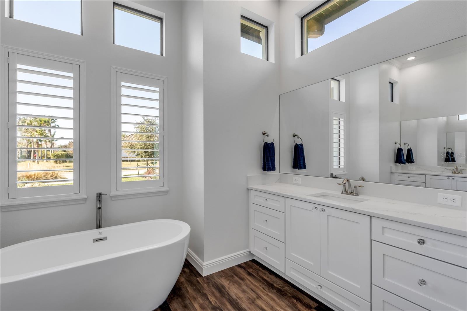 MOUNT DORA LOCH LEVEN PH 05 - Residential