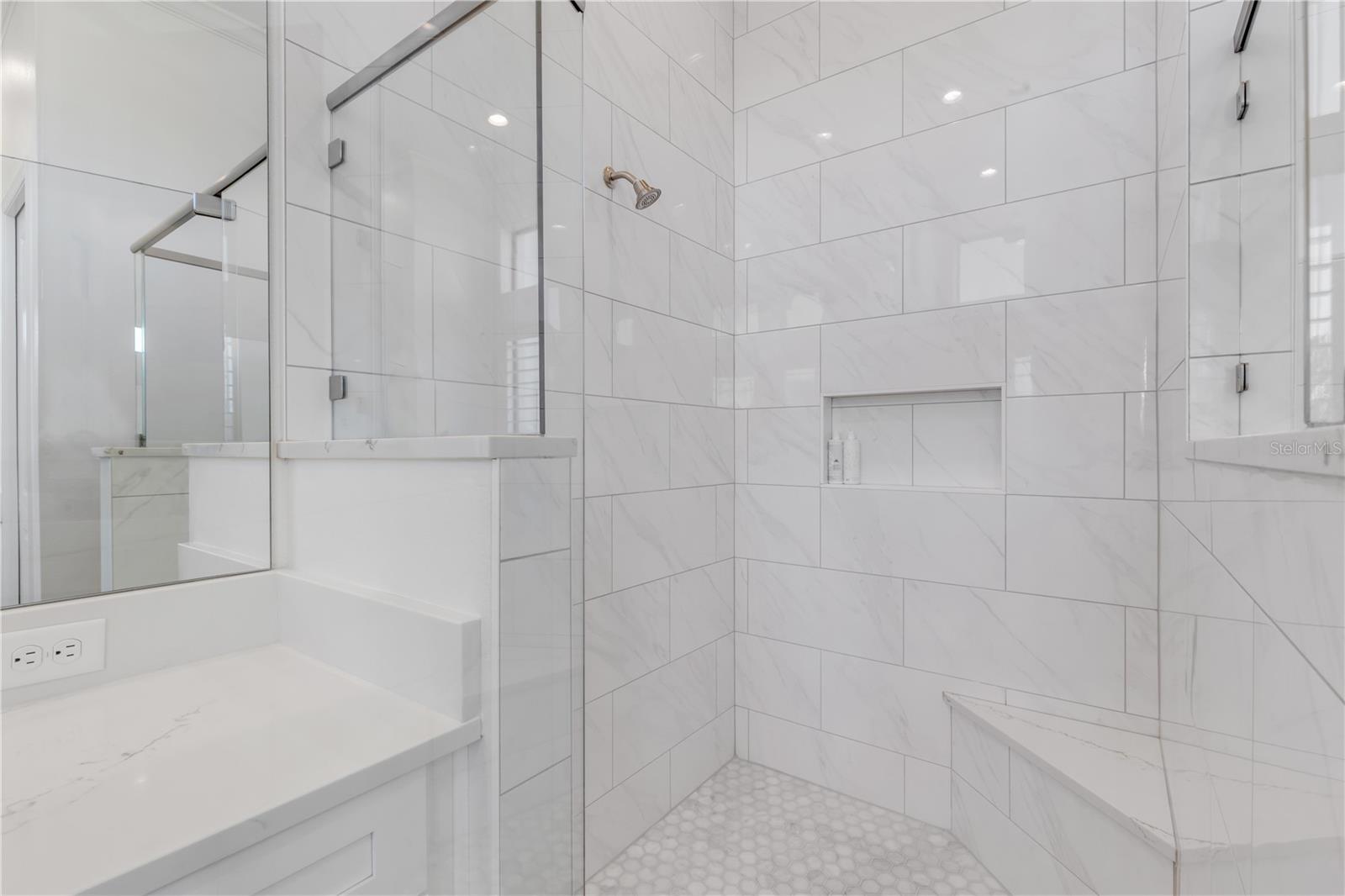 MOUNT DORA LOCH LEVEN PH 05 - Residential