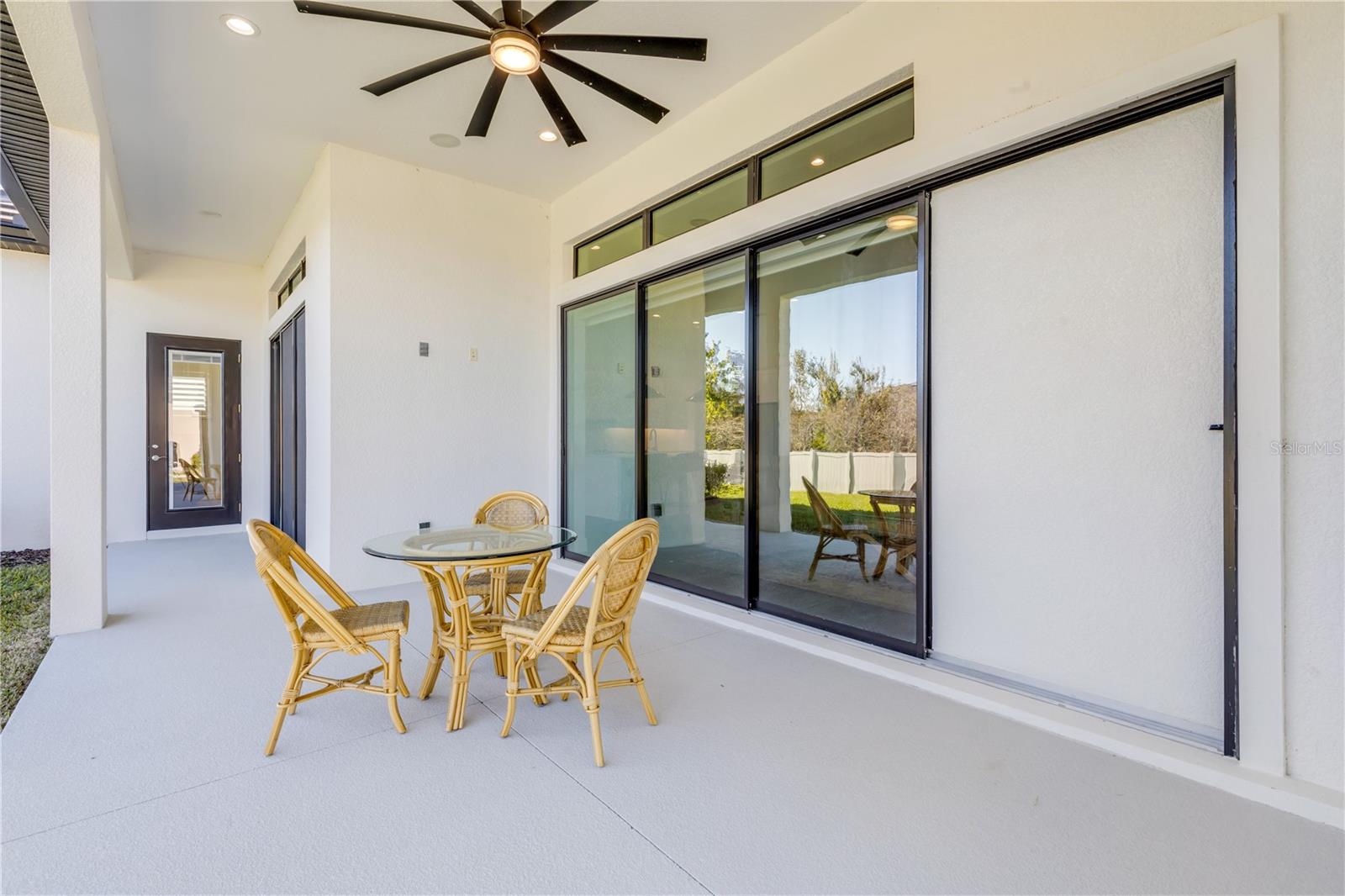 MOUNT DORA LOCH LEVEN PH 05 - Residential