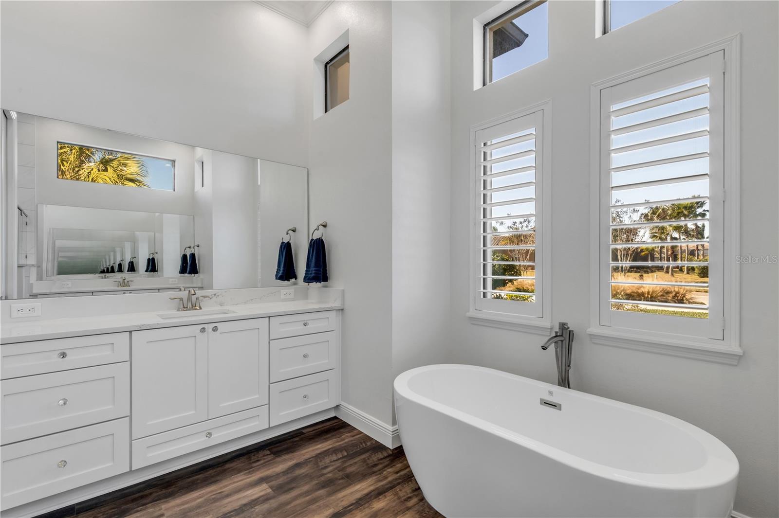 MOUNT DORA LOCH LEVEN PH 05 - Residential