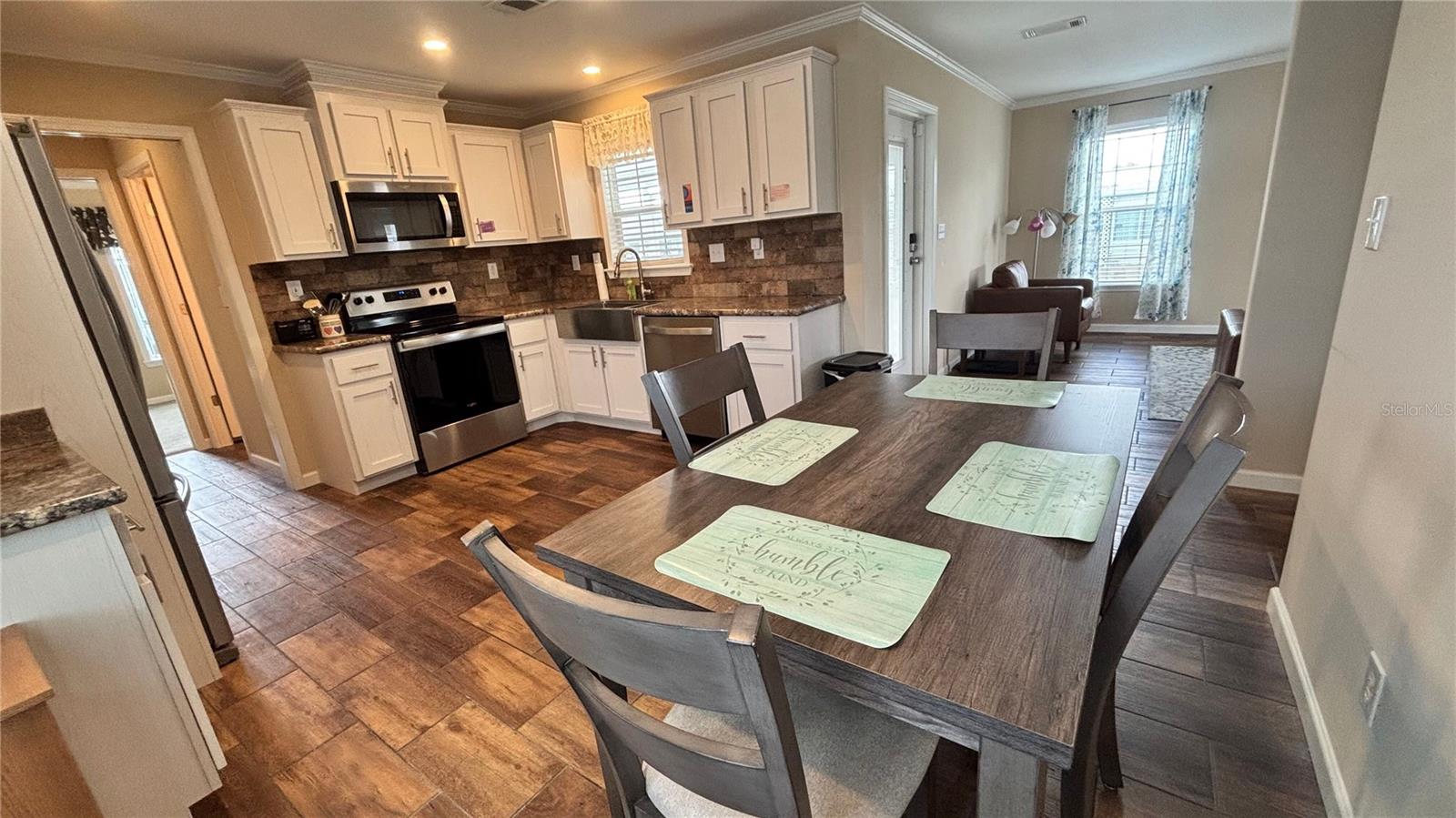 HWY ACRES TRACTS B-C-D - Residential