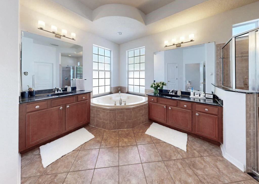 MIRABAY PH 3A-1 - Residential