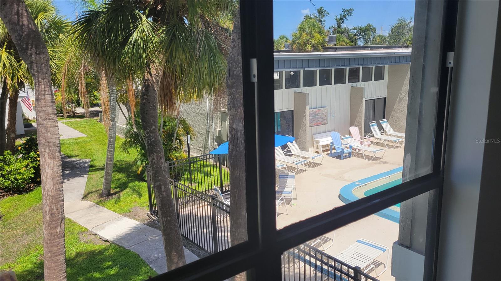 BENEVA RIDGE - Residential Lease