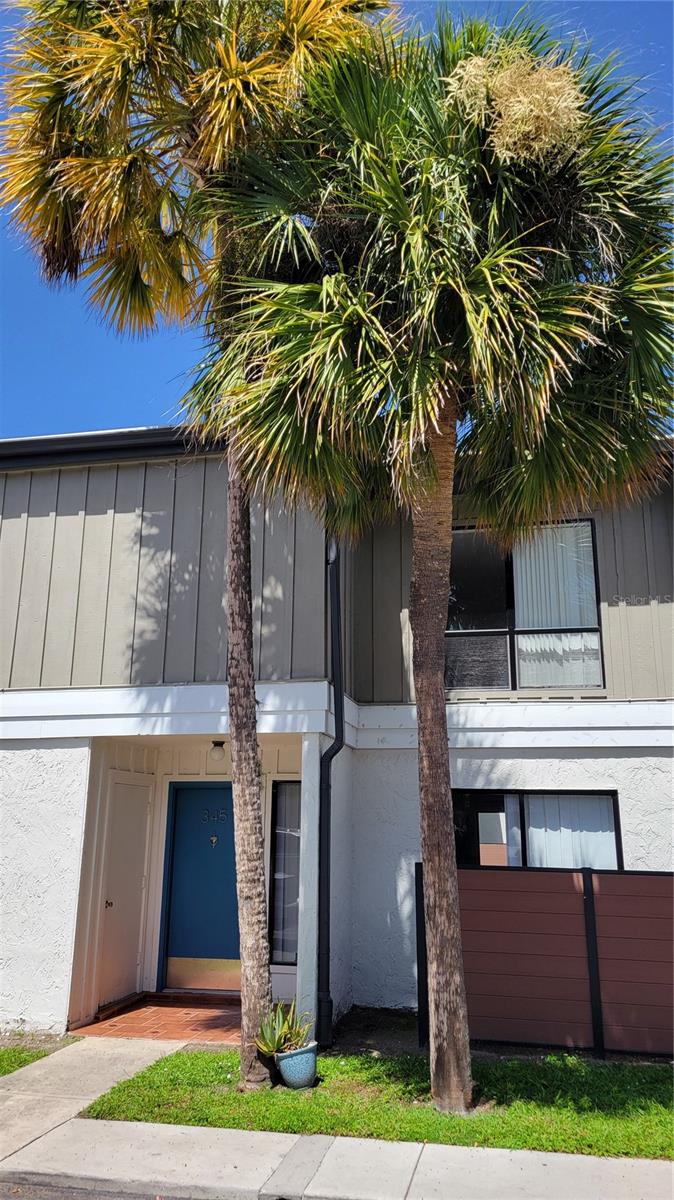Annual UNfurnished This 3 bedroom, 2/ 1/2 bathroom townhome is downtown Sarasota and convenient to shopping, dining, and only 15 minutes to world famous Siesta Key Beach. The condo is roomy and open floor plan with laundry room and extra storage on main floor. This heavy traffic area is all tile. Upstairs are three bedroom with the main bedroom having an ensuite bathroom and walk in closet. These areas are carpeted for comfort. This unit has a front porch with privacy fence and is close to the pool. One assigned parking space. This property is pet friendly, but no aggressive breeds are allowed. Call today for your turn in the Florida sunshine.