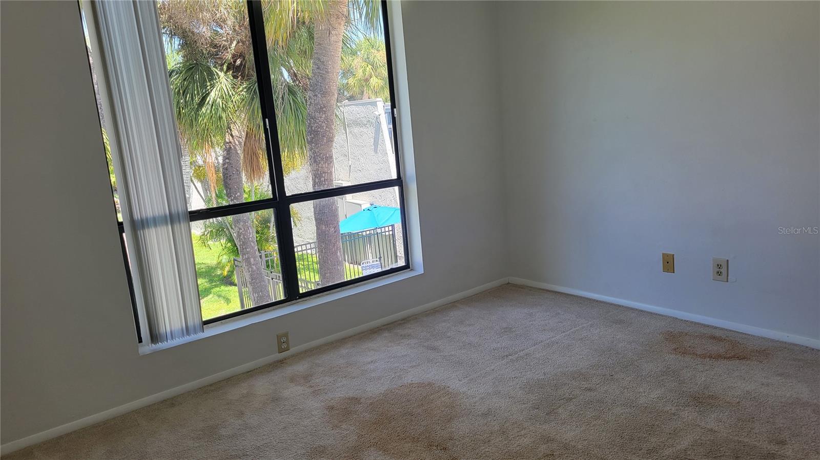 BENEVA RIDGE - Residential Lease