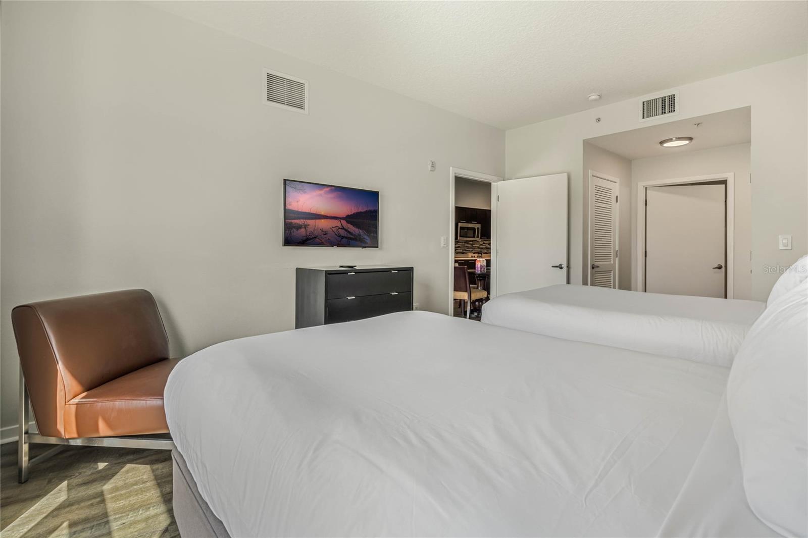 MONA LISA AT CELEBRATION CONDO HOTEL - Residential