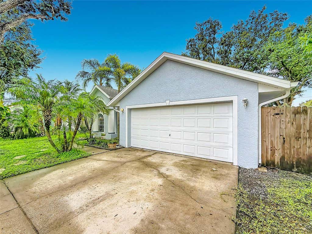 Photo of 6146 104th Avenue N, Pinellas Park, FL 33782 (MLS # L4964130)