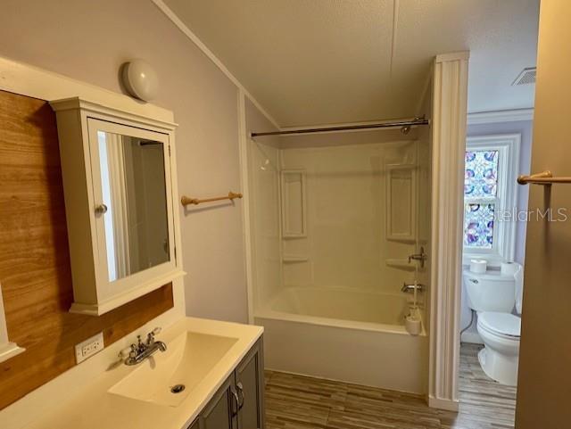 GRAY SQUIRREL ACRES - Residential