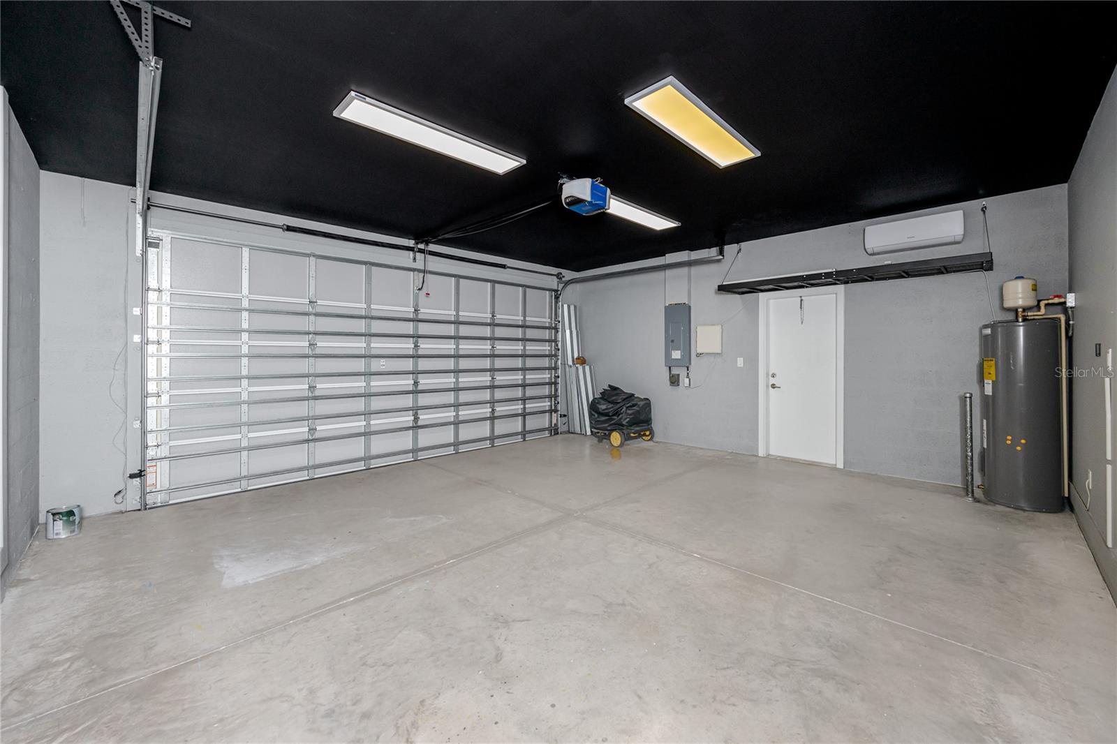 PASADENA HEIGHTS - Residential Lease