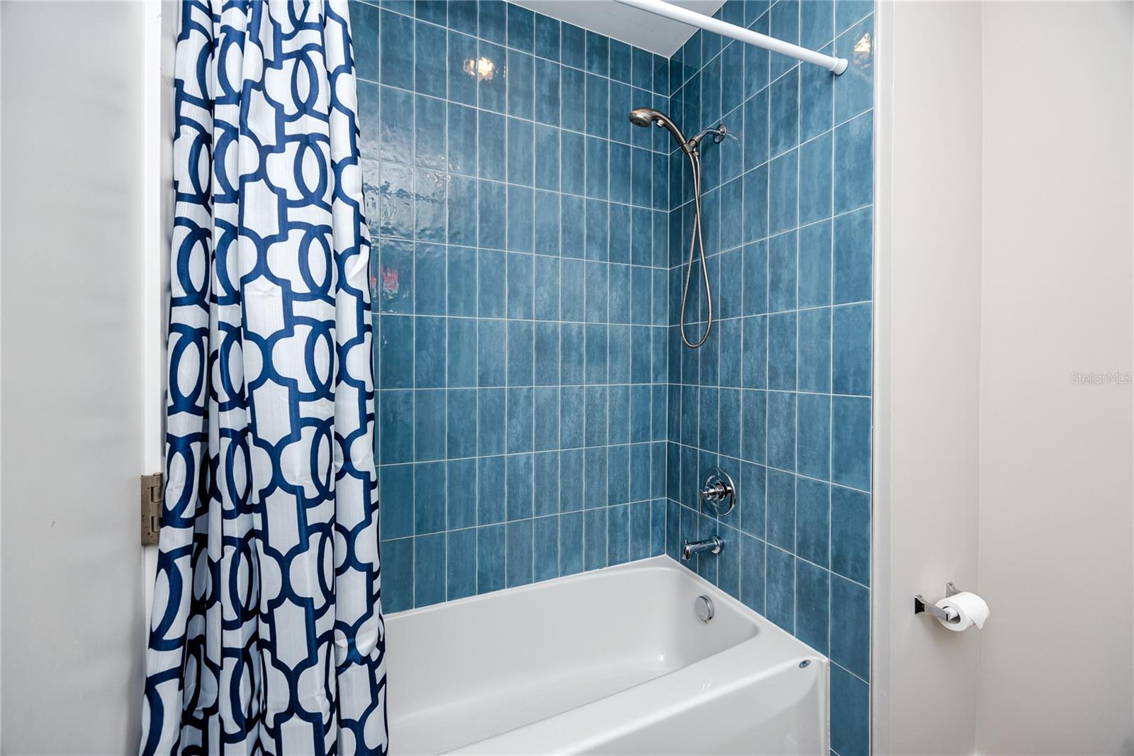 PASADENA HEIGHTS - Residential Lease