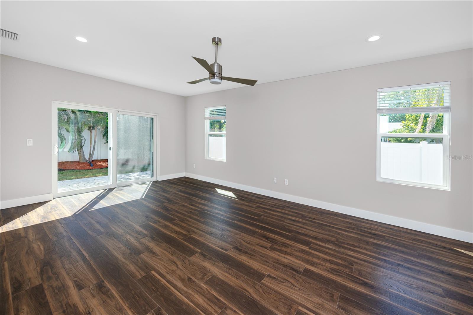 PASADENA HEIGHTS - Residential Lease