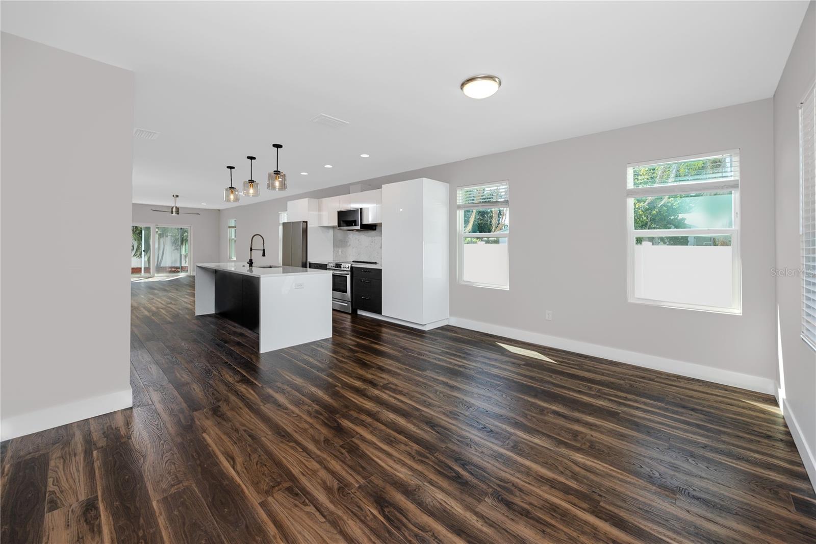 PASADENA HEIGHTS - Residential Lease