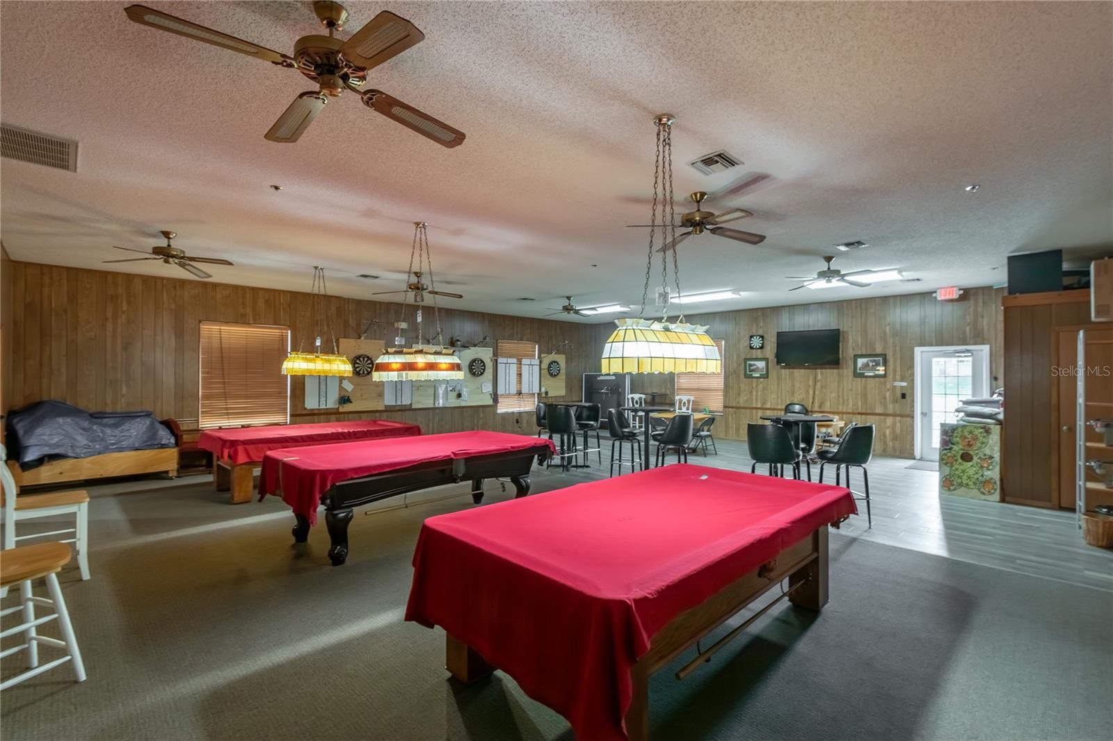 PALM CAY - Residential