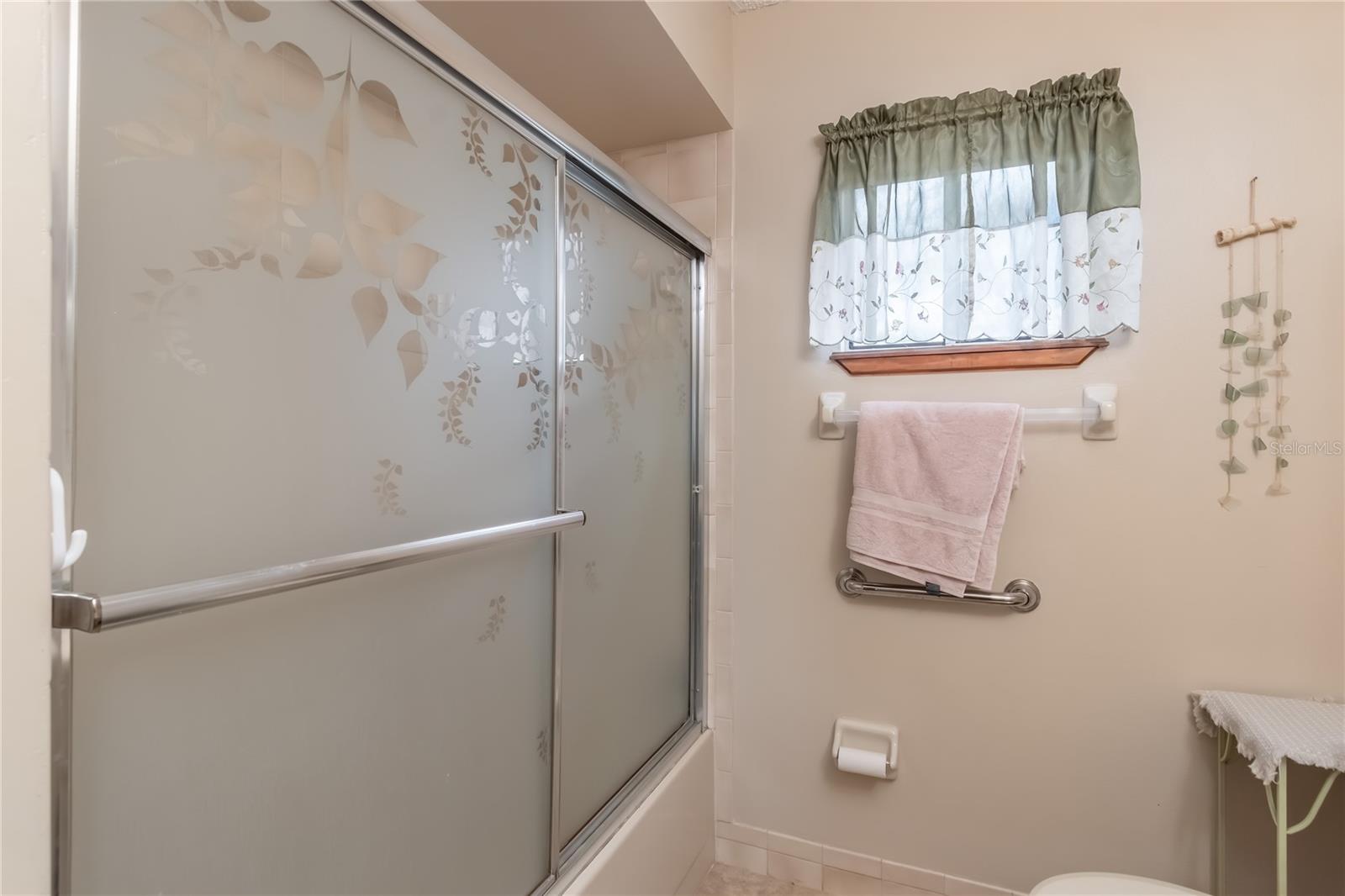 PALM CAY - Residential