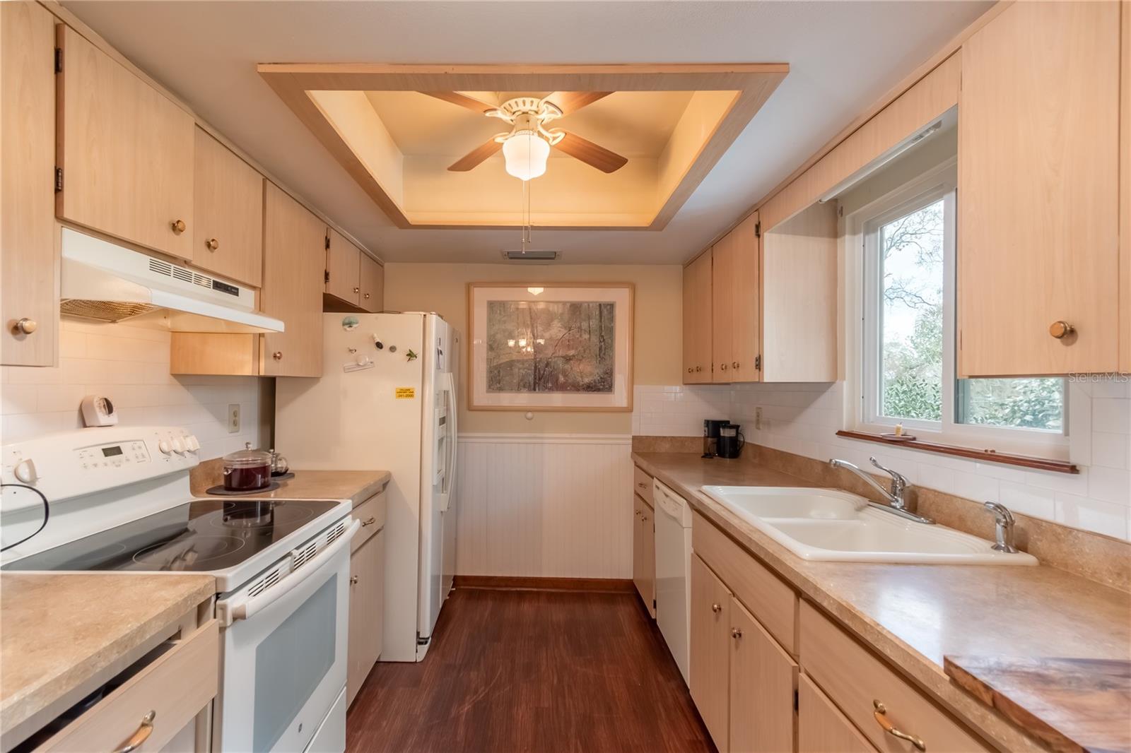 PALM CAY - Residential