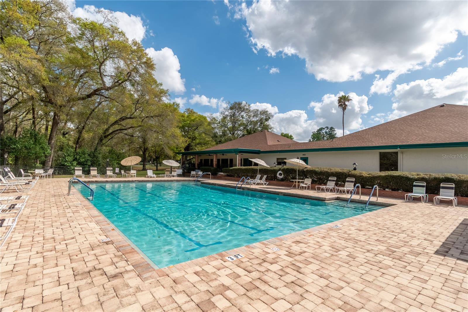 PALM CAY - Residential