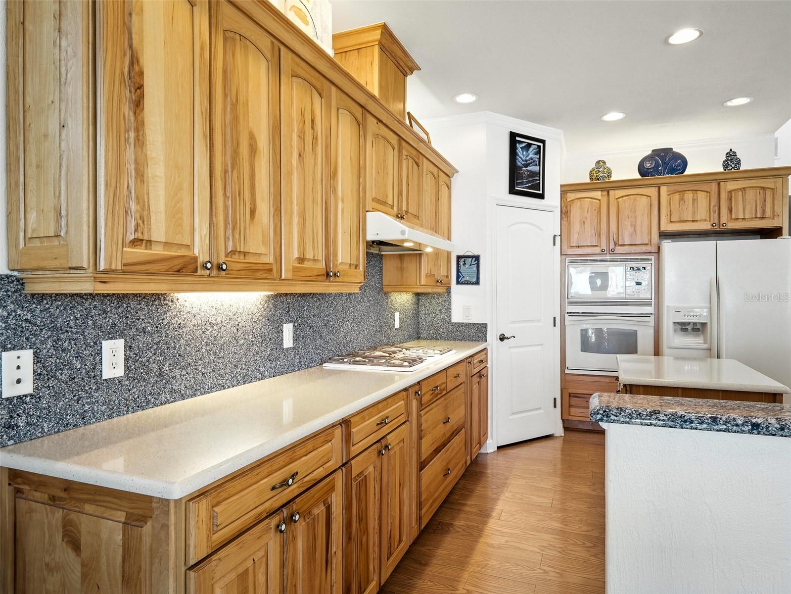 FERNALD & CHADWICK HAWKS PARK - Residential