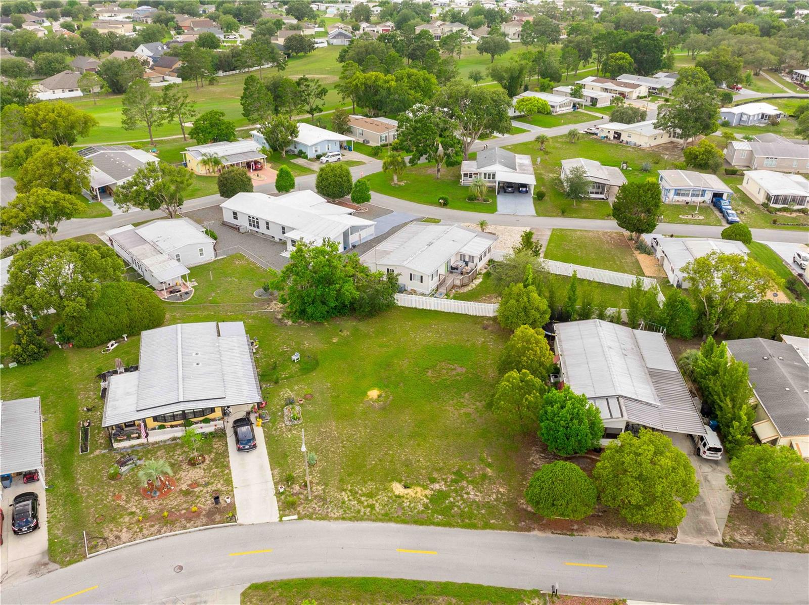 BROOKRIDGE COMM - Land