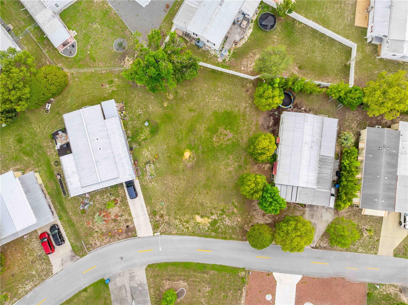 BROOKRIDGE COMM - Land