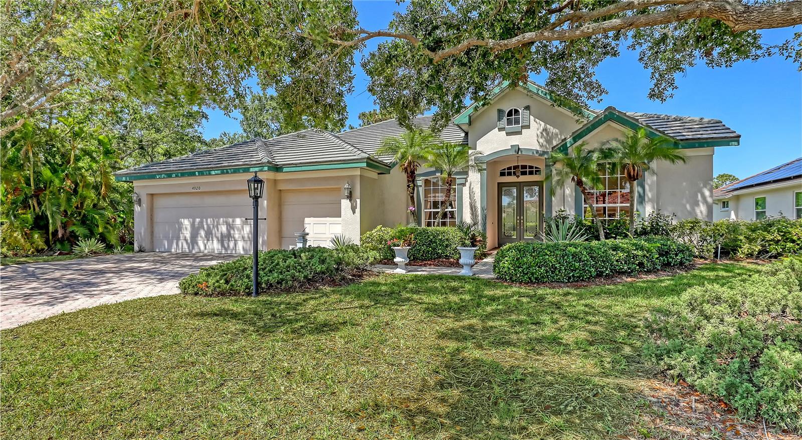 4920 WOODHURST DRIVE