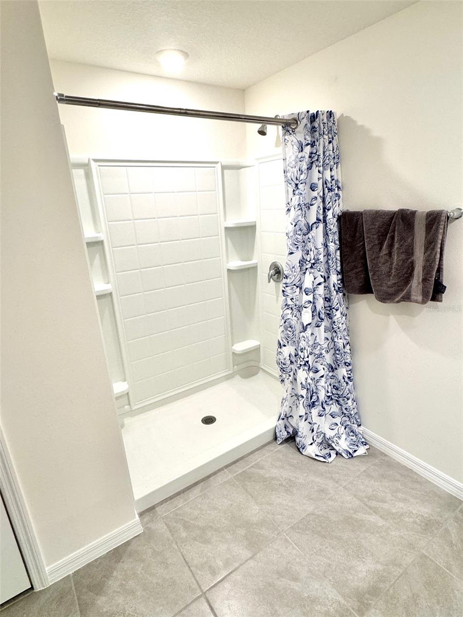 HAYS ROAD - Residential