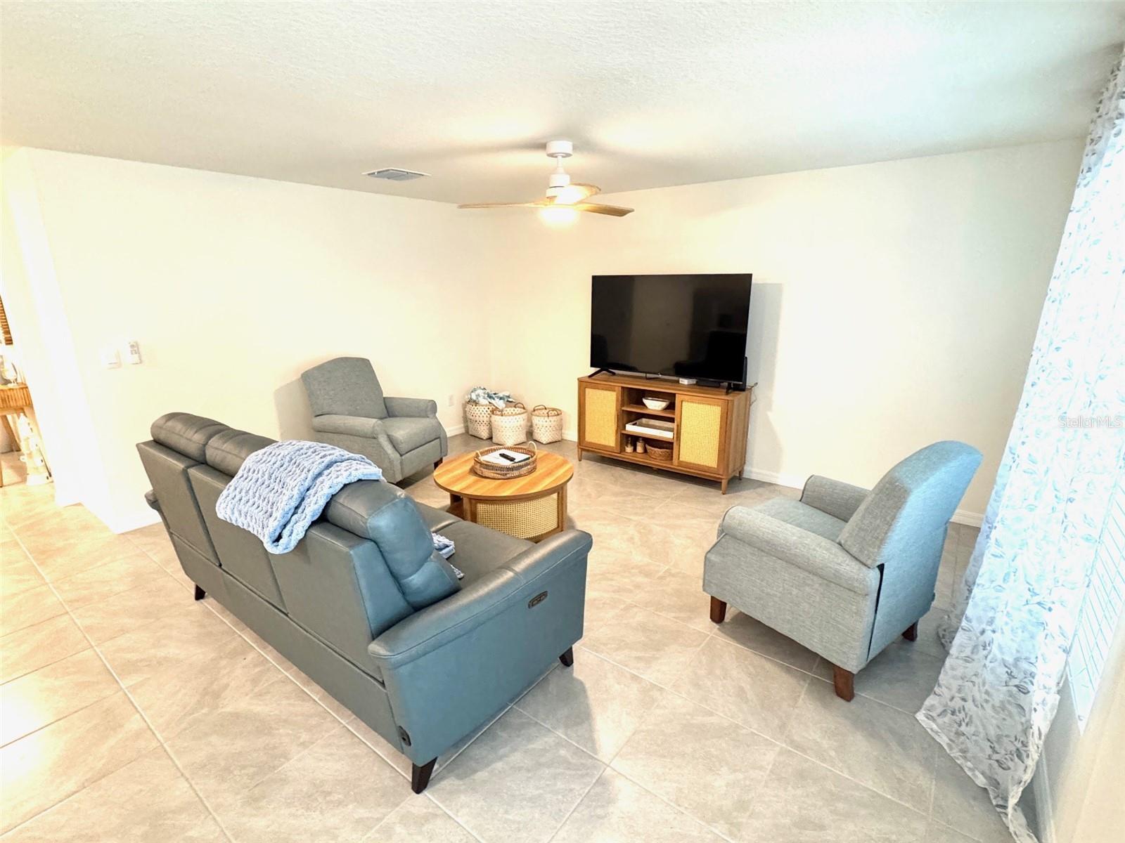 HAYS ROAD - Residential