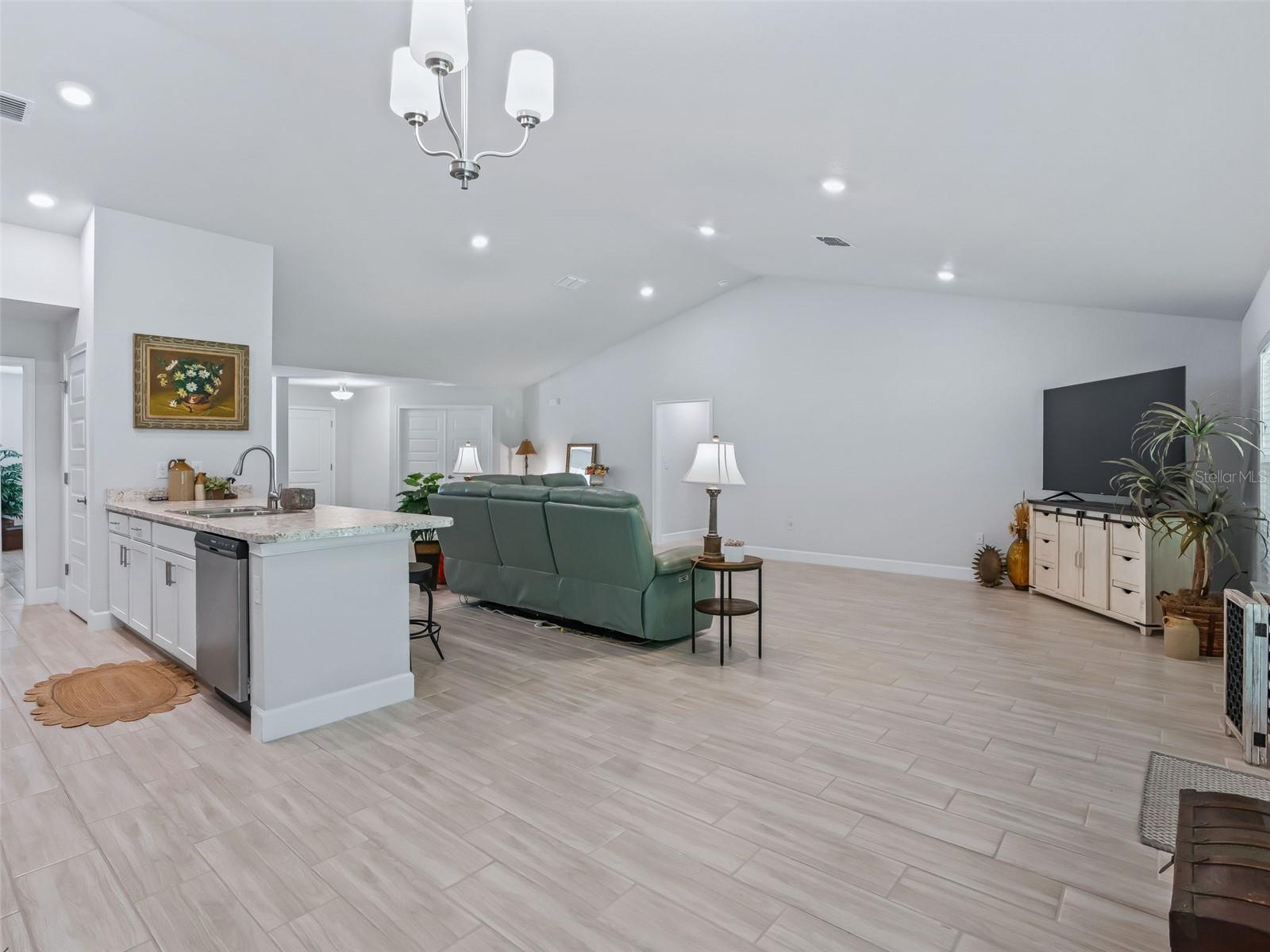 DORCHESTER ESTATE - Residential