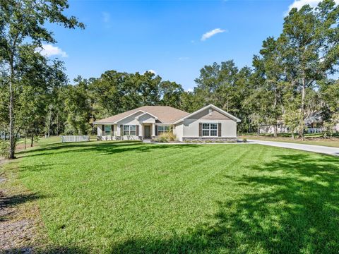Photo of 40 NW 113th Circle, Ocala, FL 34482 (MLS # OM713287)