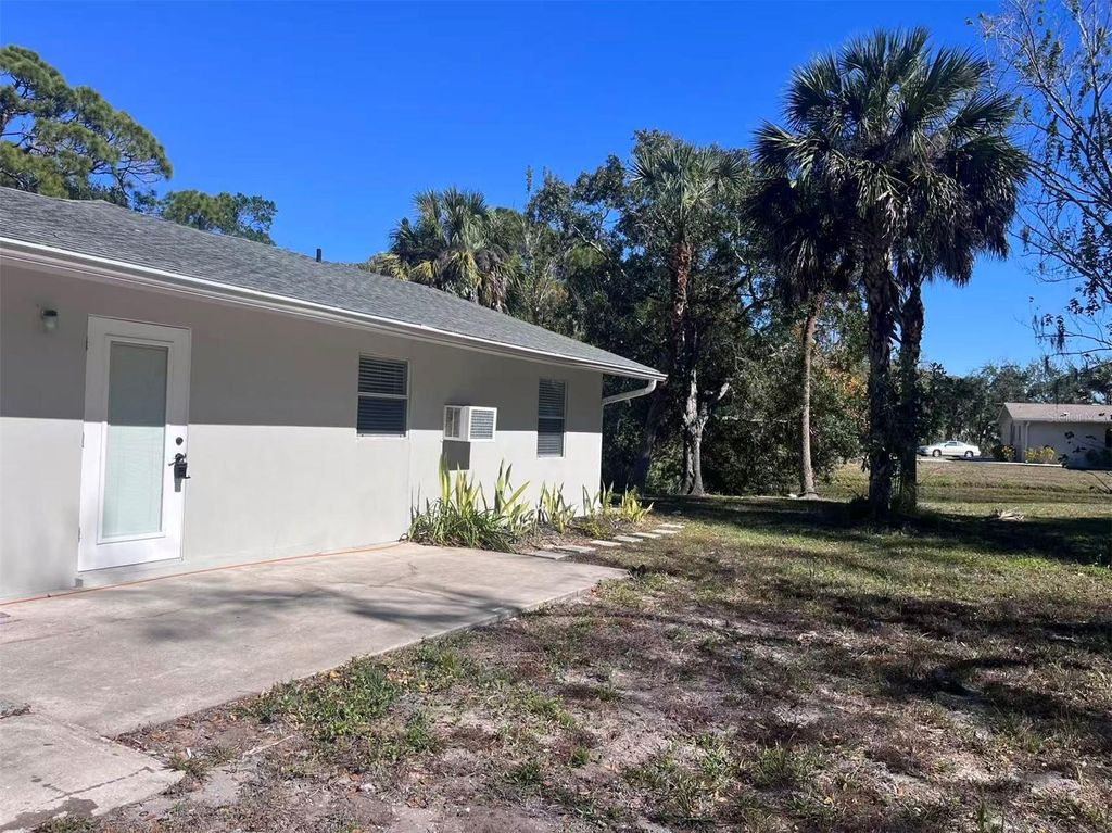 Photo of 3409 22nd Street W #B, Bradenton, FL 34205 (MLS # TB8468419)