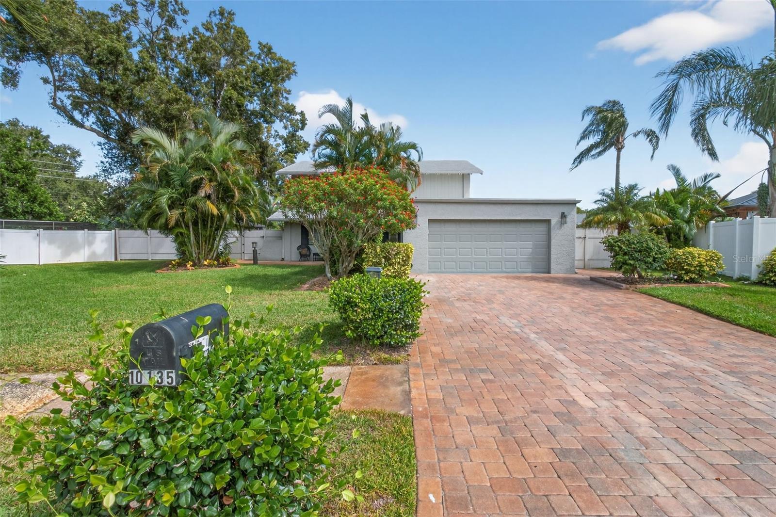 ROSETREE ESTATES - Residential