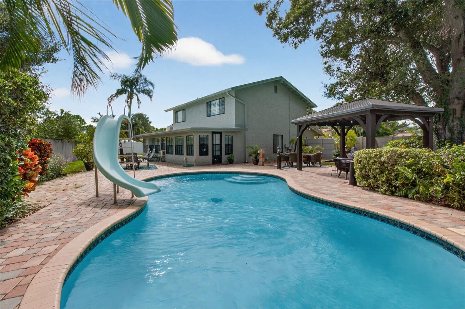 ROSETREE ESTATES - Residential