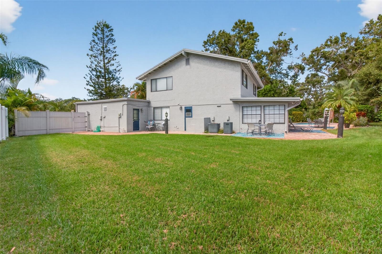 ROSETREE ESTATES - Residential