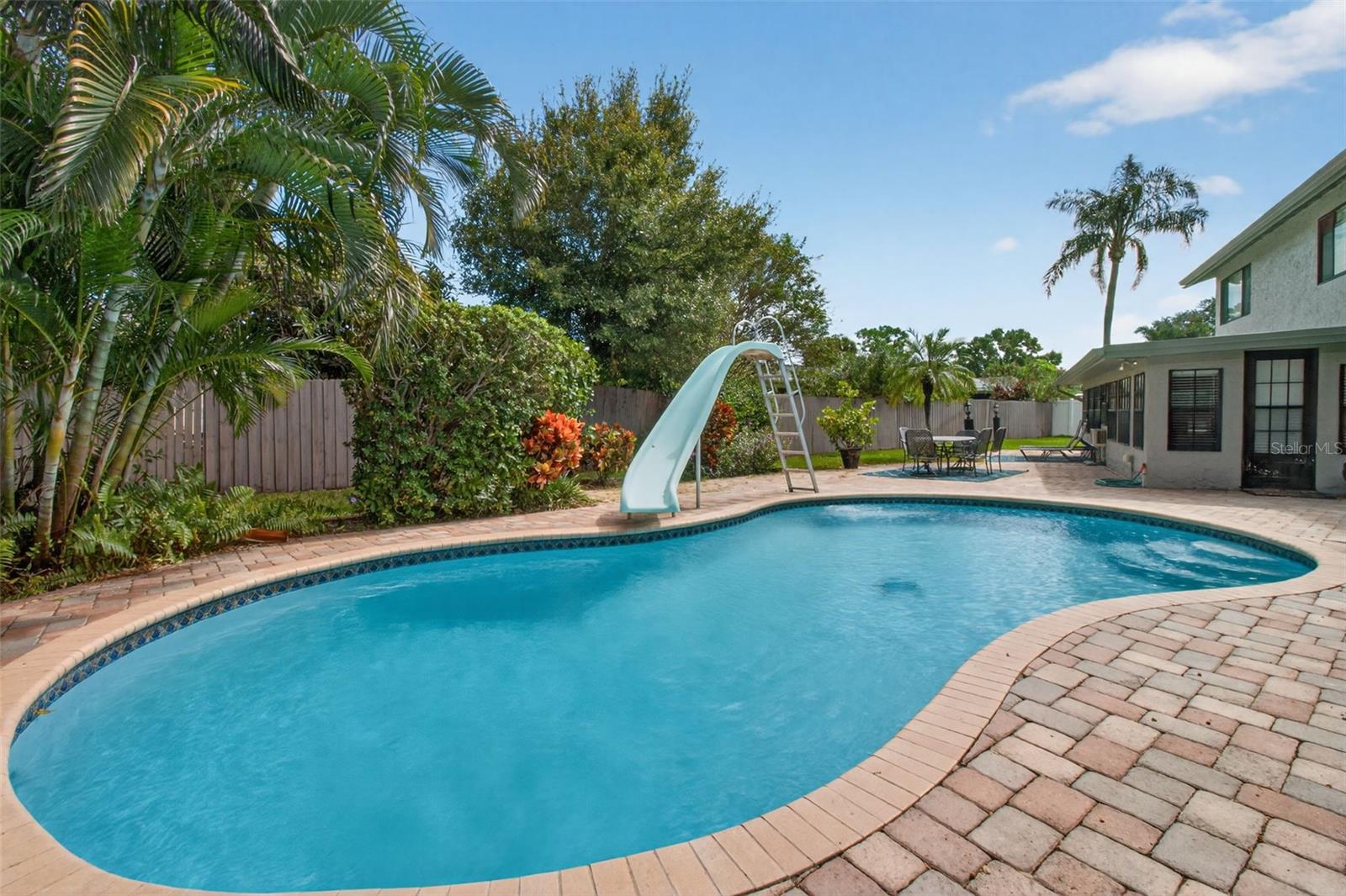 ROSETREE ESTATES - Residential