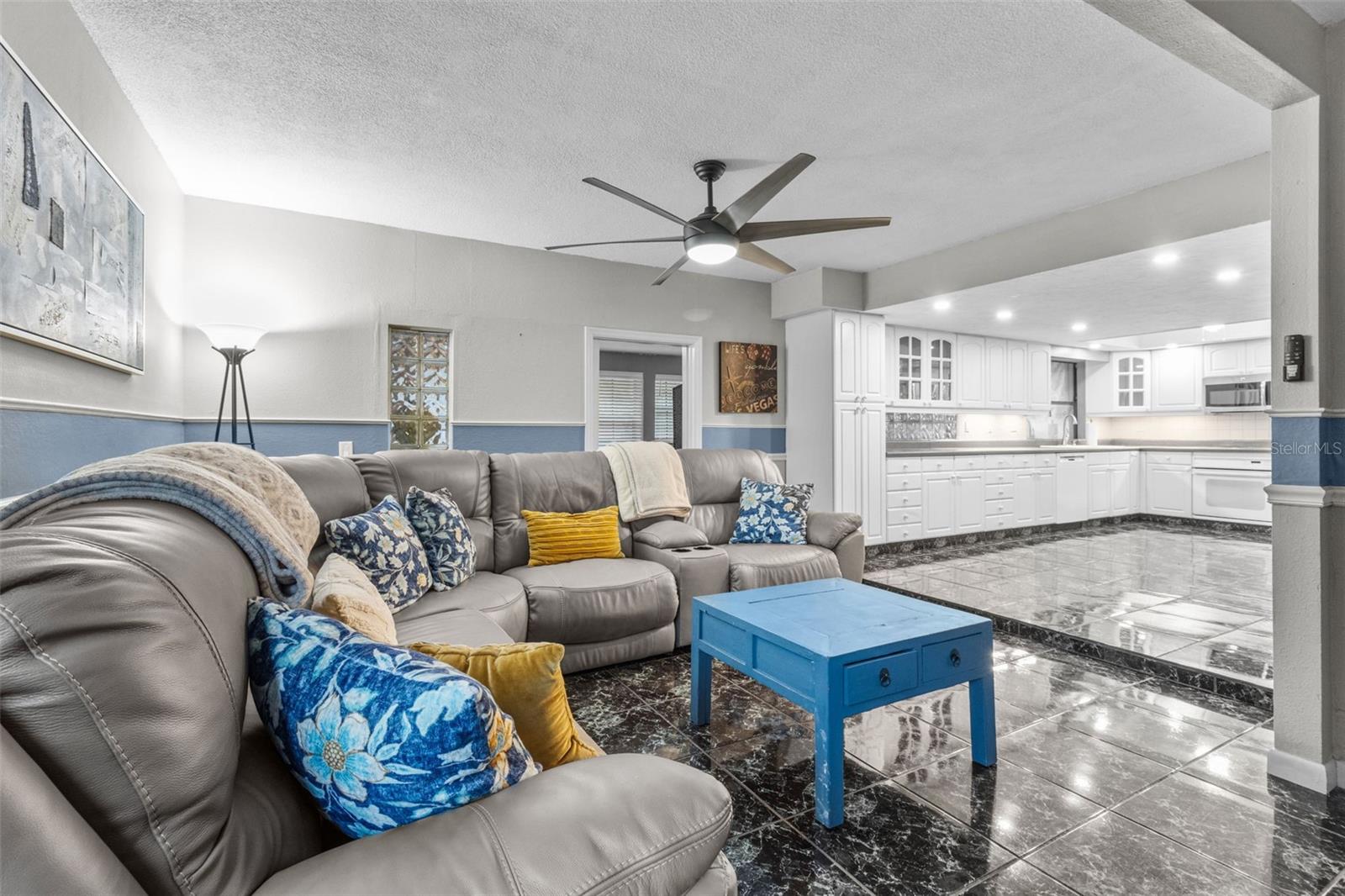 ROSETREE ESTATES - Residential