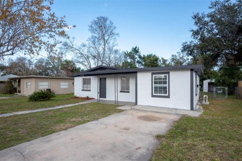 A home in EDGEWATER