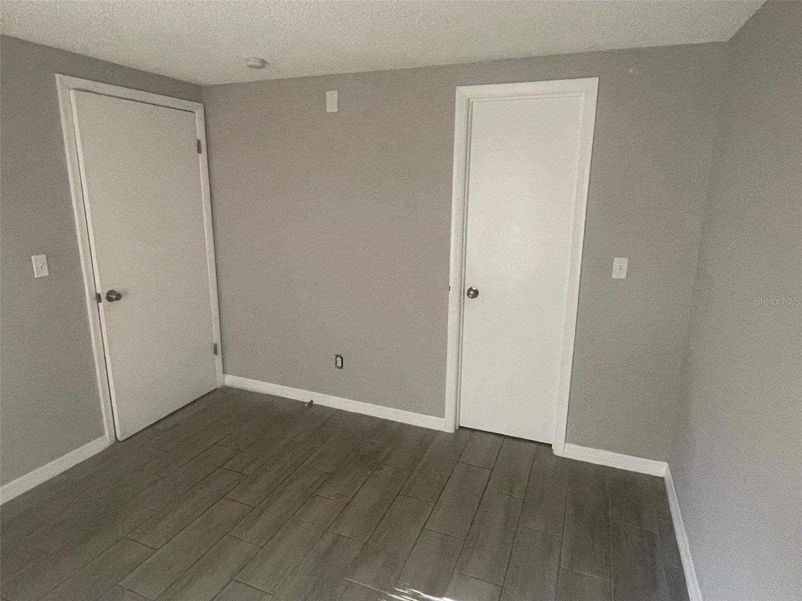 CAYMAN PARK - Residential Lease