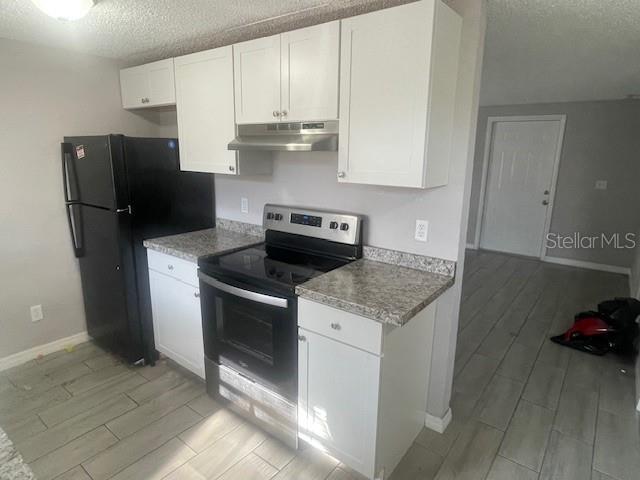 CAYMAN PARK - Residential Lease