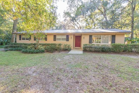 Photo of 560 N Lake Pleasant Road, Apopka, FL 32712 (MLS # O6358383)