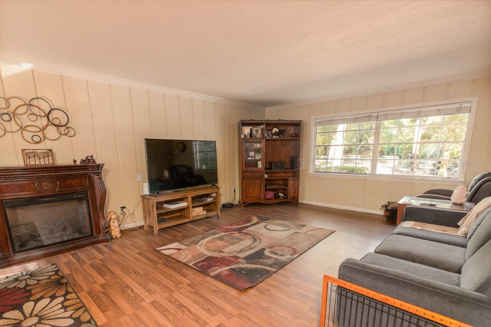 560 N LAKE PLEASANT ROAD